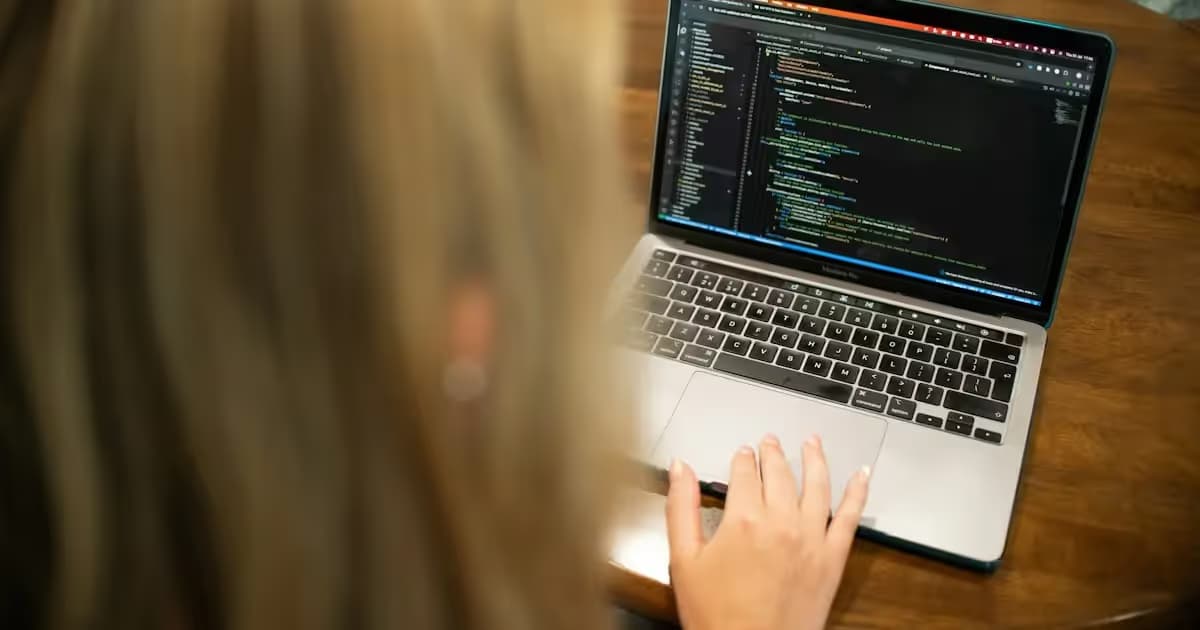 Code affiché sur l'écran d'un ordinateur portable