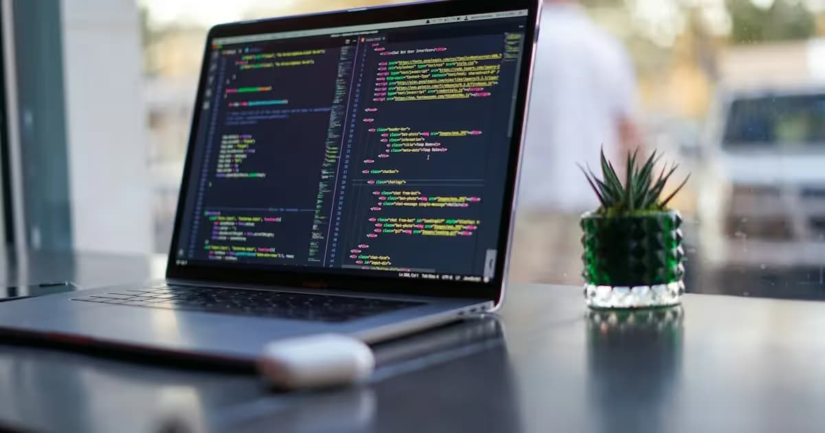 Code source affiché sur un écran de développeur