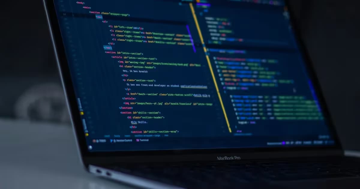 Code source affiché sur un écran de développeur